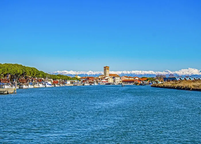 In 42844 Daire Bibione